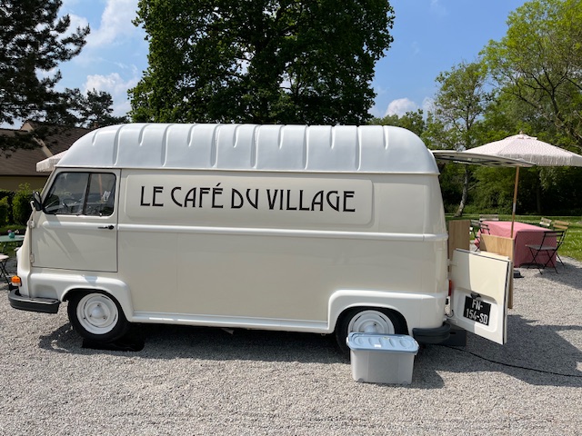 Le café du village est ouvert ce lundi 20 mai